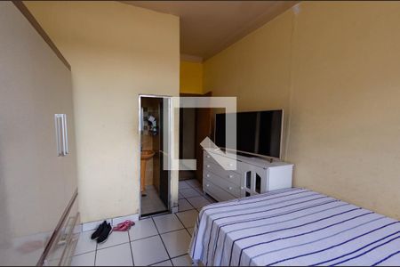 Casa à venda com 350m², 4 quartos e 2 vagasSuíte 2