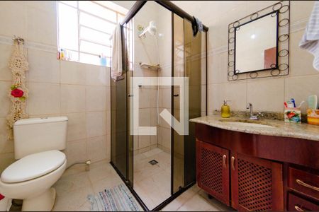 Casa à venda com 350m², 4 quartos e 2 vagasBanheiro