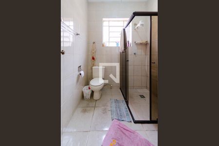 Casa à venda com 350m², 4 quartos e 2 vagasBanheiro