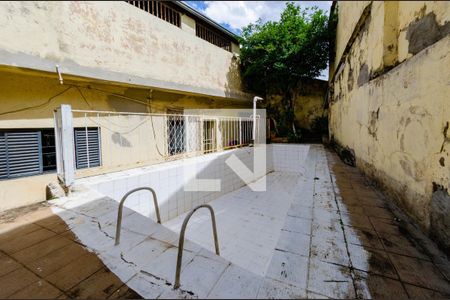 Casa à venda com 350m², 4 quartos e 2 vagasÁrea externa
