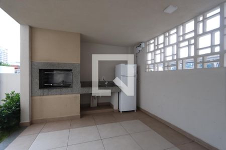 Apartamento para alugar com 33m², 2 quartos e sem vagaÁrea comum - Churrasqueira