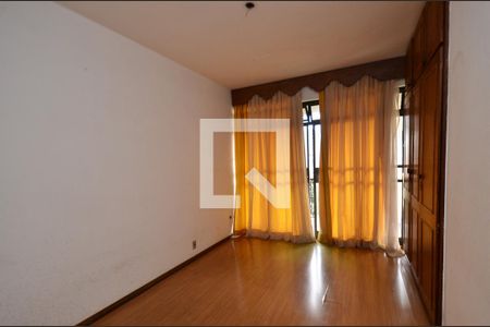 Casa à venda com 268m², 3 quartos e 2 vagasQuarto3/suite