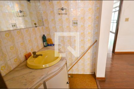 Casa à venda com 268m², 3 quartos e 2 vagasLavabo