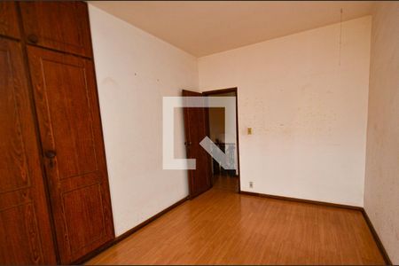 Casa à venda com 268m², 3 quartos e 2 vagasQuarto3/suite