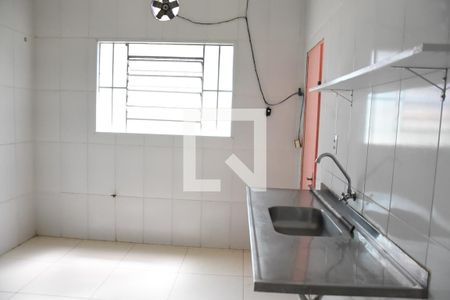 Casa para alugar com 120m², 2 quartos e 2 vagasCozinha