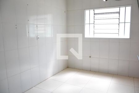 Casa para alugar com 120m², 2 quartos e 2 vagasCozinha