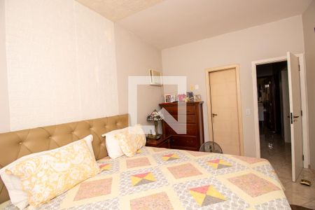 Casa de condomínio à venda com 255m², 3 quartos e 1 vagaQuarto 2