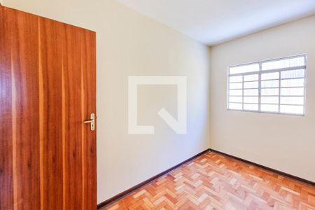 Casa para alugar com 250m², 3 quartos e 3 vagas Casa para alugar com 250m², 3 quartos e 3 vagasQuarto 1