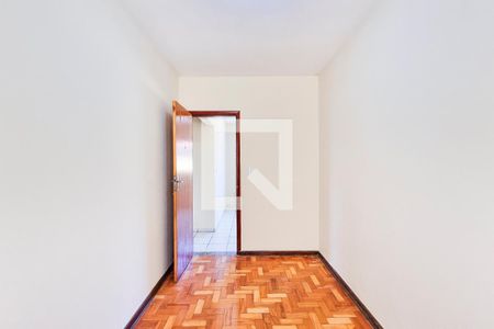 Casa para alugar com 250m², 3 quartos e 3 vagas Casa para alugar com 250m², 3 quartos e 3 vagasQuarto 2
