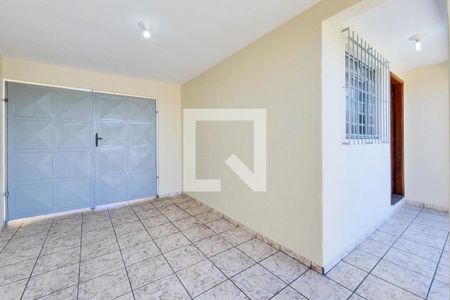 Casa para alugar com 250m², 3 quartos e 3 vagas Casa para alugar com 250m², 3 quartos e 3 vagasGaragem