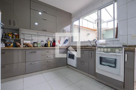 Cozinha de casa de condomínio à venda com 4 quartos, 150m² em Pompeia, São Paulo