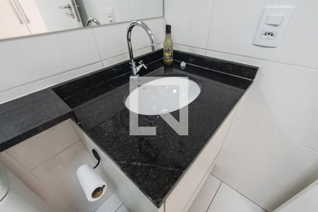 Banheiro de apartamento para alugar com 1 quarto, 32m² em Vila Dom Pedro I, São Paulo