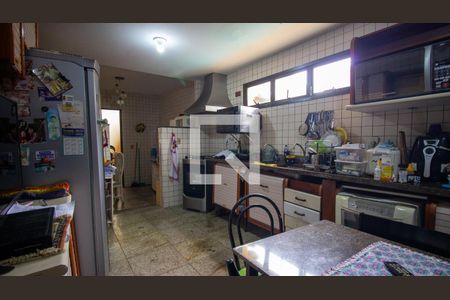 Casa de condomínio à venda com 500m², 6 quartos e 2 vagas Casa de condomínio à venda com 500m², 6 quartos e 2 vagasCozinha