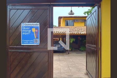 Casa de condomínio à venda com 500m², 6 quartos e 2 vagas Casa de condomínio à venda com 500m², 6 quartos e 2 vagasPlaquinha Instalada