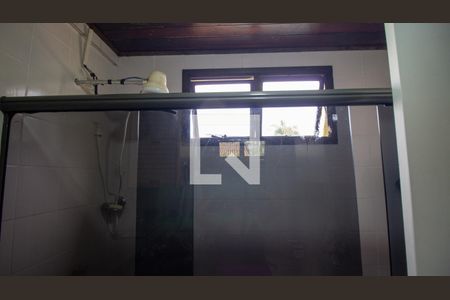 Casa de condomínio à venda com 500m², 6 quartos e 2 vagas Casa de condomínio à venda com 500m², 6 quartos e 2 vagasBanheiro da Suíte