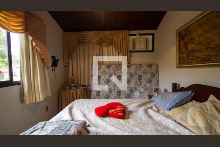 Casa de condomínio à venda com 500m², 6 quartos e 2 vagas Casa de condomínio à venda com 500m², 6 quartos e 2 vagasSuíte