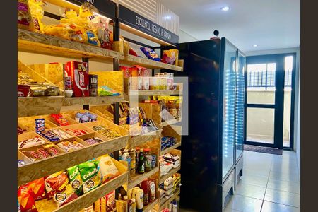 Apartamento para alugar com 68m², 3 quartos e 1 vagaMercado