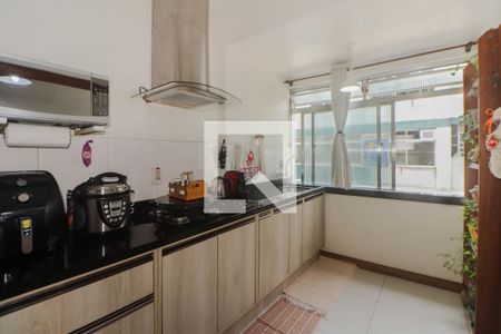 Apartamento para alugar com 68m², 2 quartos e 1 vagaCozinha e Área de Serviço