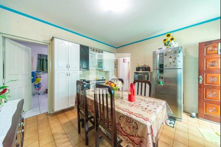 Casa à venda com 120m², 3 quartos e 1 vaga Casa à venda com 120m², 3 quartos e 1 vagaCozinha