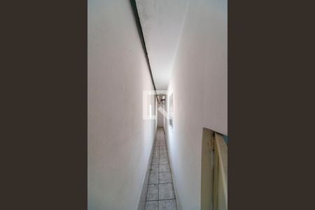 Casa à venda com 120m², 3 quartos e 1 vaga Casa à venda com 120m², 3 quartos e 1 vagaCorredor lateral