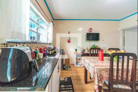 Casa à venda com 120m², 3 quartos e 1 vaga Casa à venda com 120m², 3 quartos e 1 vagaCozinha