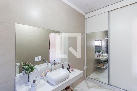 Casa à venda com 146m², 3 quartos e 3 vagas Casa à venda com 146m², 3 quartos e 3 vagasBanheiro Suíte