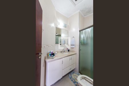 Casa à venda com 146m², 3 quartos e 3 vagas Casa à venda com 146m², 3 quartos e 3 vagasBanheiro