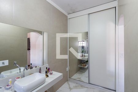 Casa à venda com 146m², 3 quartos e 3 vagas Casa à venda com 146m², 3 quartos e 3 vagasBanheiro Suíte