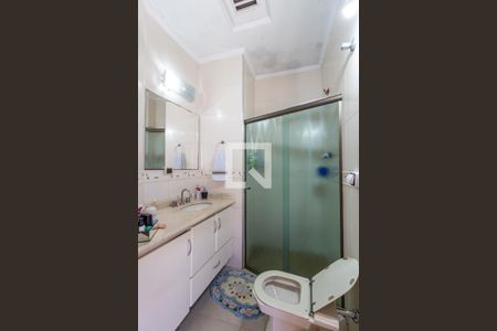 Casa à venda com 146m², 3 quartos e 3 vagas Casa à venda com 146m², 3 quartos e 3 vagasBanheiro