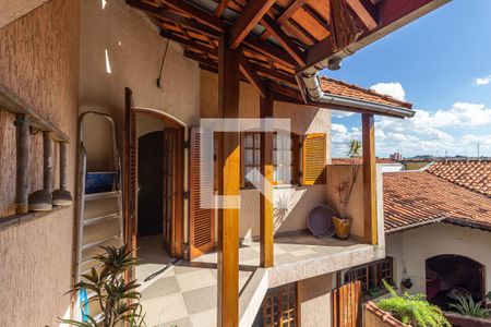 Casa à venda com 146m², 3 quartos e 3 vagas Casa à venda com 146m², 3 quartos e 3 vagasSacada