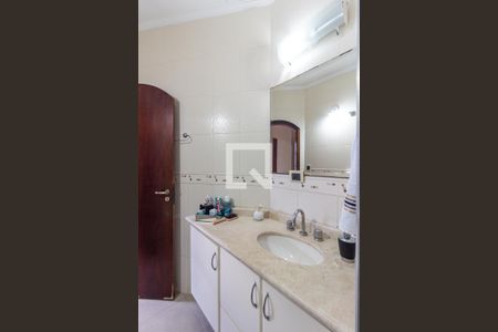 Casa à venda com 146m², 3 quartos e 3 vagas Casa à venda com 146m², 3 quartos e 3 vagasBanheiro