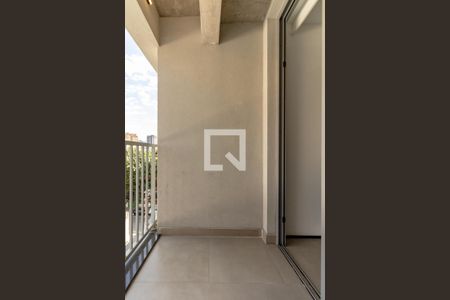 Sacada de kitnet/studio à venda com 1 quarto, 21m² em Indianópolis, São Paulo