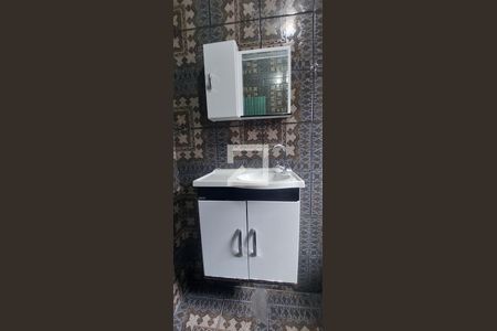 Casa à venda com 100m², 1 quarto e 1 vaga Casa à venda com 100m², 1 quarto e 1 vagaBanheiro