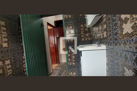 Casa à venda com 100m², 1 quarto e 1 vaga Casa à venda com 100m², 1 quarto e 1 vagaBanheiro