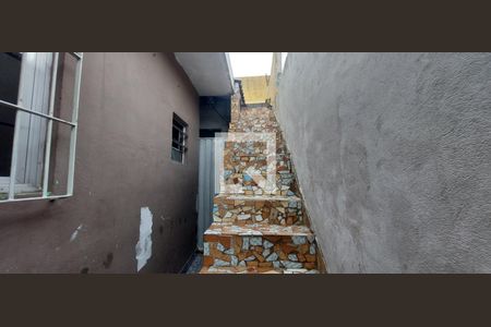 Casa à venda com 100m², 1 quarto e 1 vaga Casa à venda com 100m², 1 quarto e 1 vagaEscada Terraço