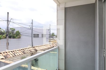 Sacada da sala de casa à venda com 3 quartos, 180m² em Jardim Norma, São Paulo