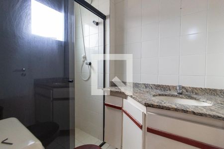 Casa de condomínio à venda com 128m², 3 quartos e 2 vagas Casa de condomínio à venda com 128m², 3 quartos e 2 vagasBanheiro da Suíte 2