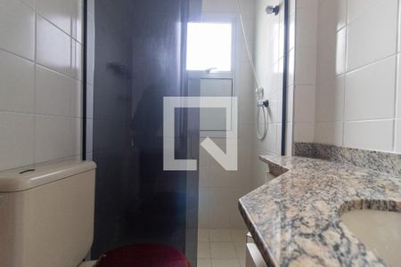 Casa de condomínio à venda com 128m², 3 quartos e 2 vagas Casa de condomínio à venda com 128m², 3 quartos e 2 vagasBanheiro da Suíte 2