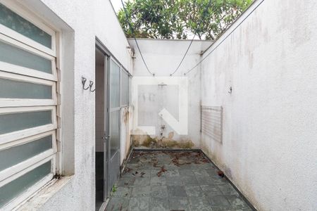 Casa de condomínio à venda com 128m², 3 quartos e 2 vagas Casa de condomínio à venda com 128m², 3 quartos e 2 vagasQuintal