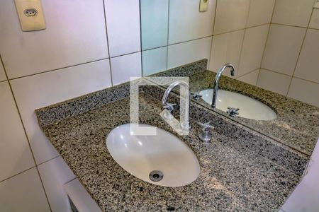 Apartamento para alugar com 202m², 4 quartos e 3 vagasBanheiro