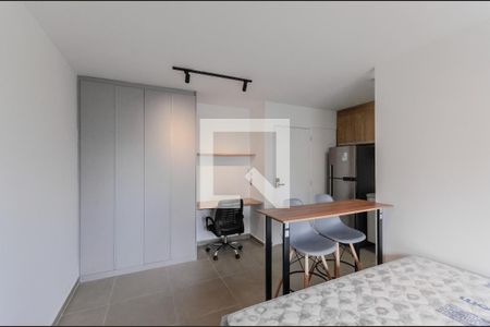 Studio para alugar com 30m², 1 quarto e sem vagaSala/Quarto