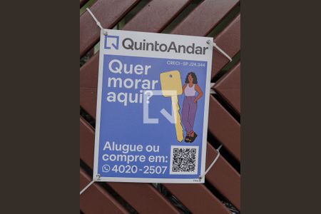 Casa para alugar com 400m², 4 quartos e 5 vagas Casa para alugar com 400m², 4 quartos e 5 vagasPlaca