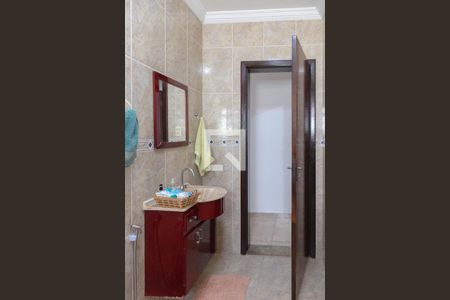 Casa para alugar com 400m², 4 quartos e 5 vagas Casa para alugar com 400m², 4 quartos e 5 vagasBanheiro 3