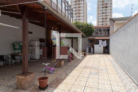 Casa para alugar com 400m², 4 quartos e 5 vagas Casa para alugar com 400m², 4 quartos e 5 vagasÁrea comum