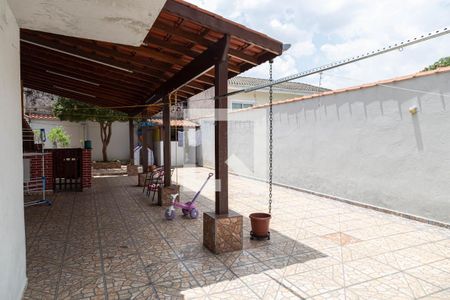 Casa para alugar com 400m², 4 quartos e 5 vagas Casa para alugar com 400m², 4 quartos e 5 vagasÁrea comum