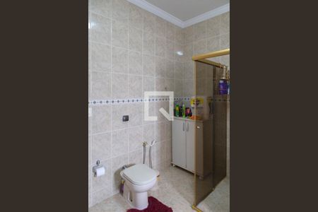 Casa para alugar com 400m², 4 quartos e 5 vagas Casa para alugar com 400m², 4 quartos e 5 vagasBanheiro 2