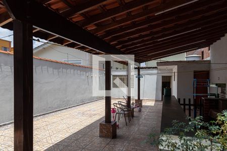 Casa para alugar com 400m², 4 quartos e 5 vagas Casa para alugar com 400m², 4 quartos e 5 vagasÁrea comum