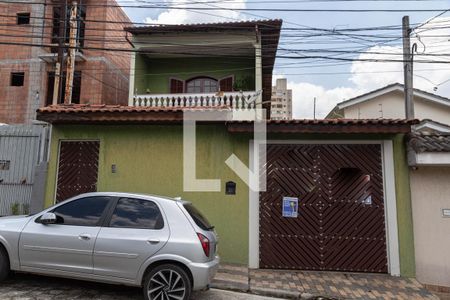 Casa para alugar com 400m², 4 quartos e 5 vagas Casa para alugar com 400m², 4 quartos e 5 vagasFachada