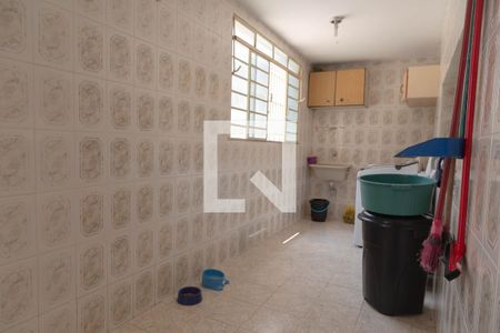 Casa para alugar com 400m², 4 quartos e 5 vagas Casa para alugar com 400m², 4 quartos e 5 vagasÁrea de Serviço