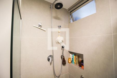 Apartamento à venda com 150m², 2 quartos e 2 vagas Apartamento à venda com 150m², 2 quartos e 2 vagasBanheiro da Suíte